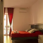 Duomo بيت ضيافة 4*